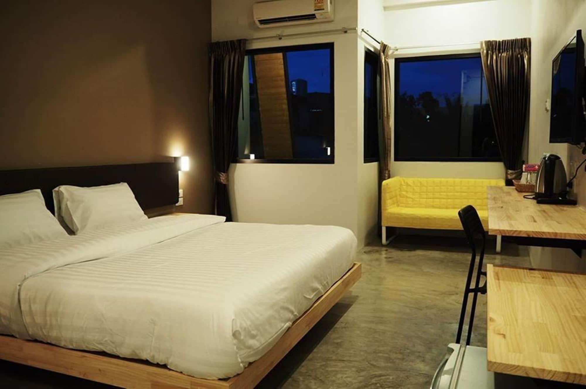 A3 Living Apartment Surat Thani Bagian luar foto