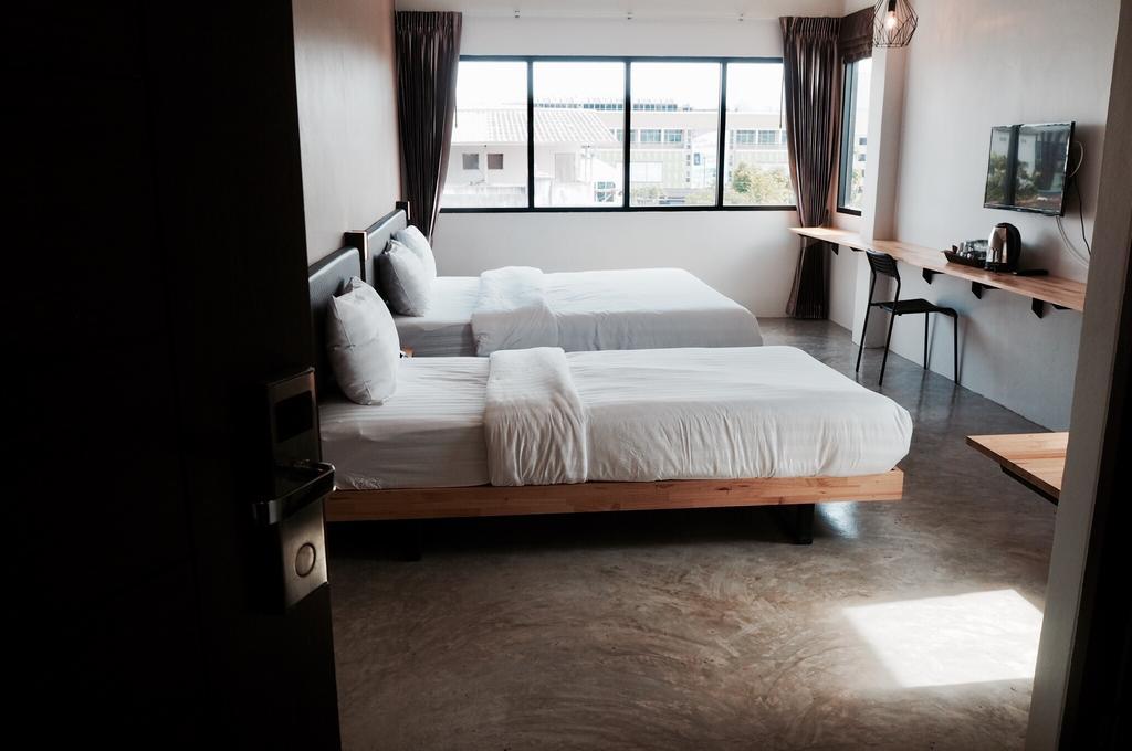A3 Living Apartment Surat Thani Bagian luar foto