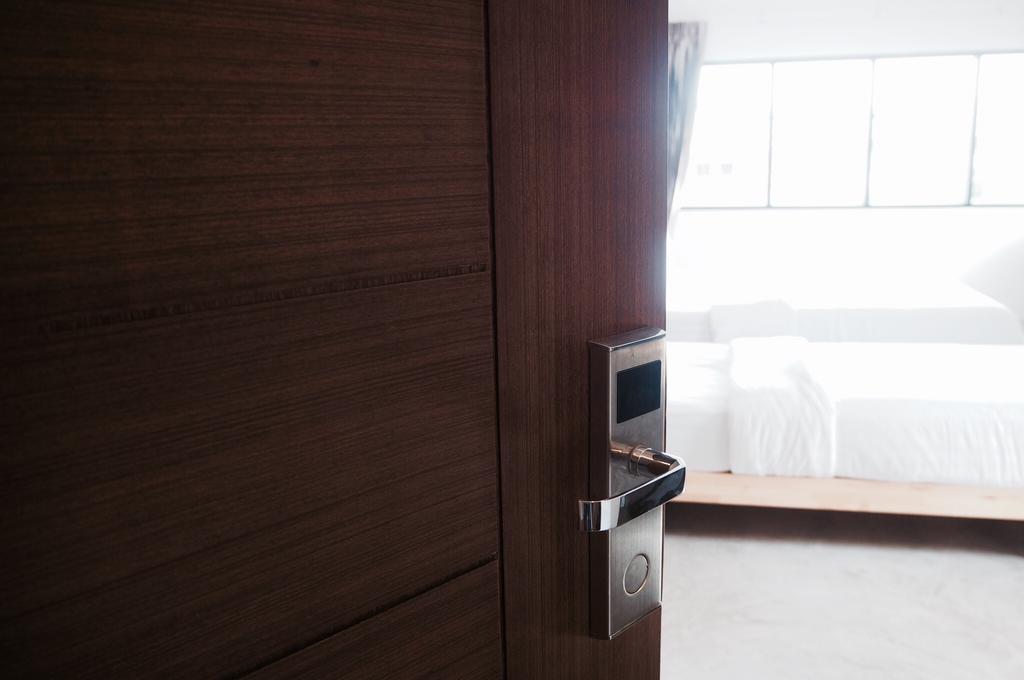 A3 Living Apartment Surat Thani Bagian luar foto