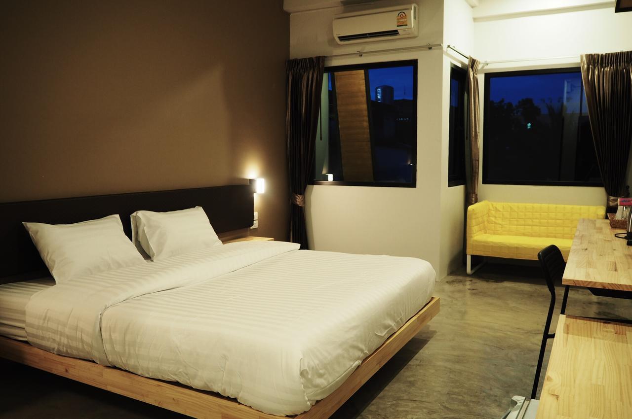 A3 Living Apartment Surat Thani Bagian luar foto