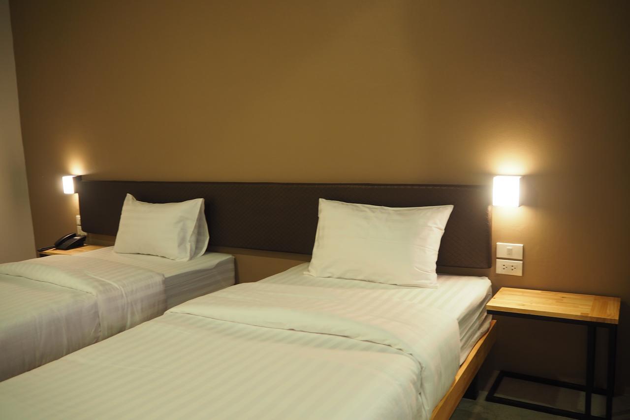 A3 Living Apartment Surat Thani Bagian luar foto