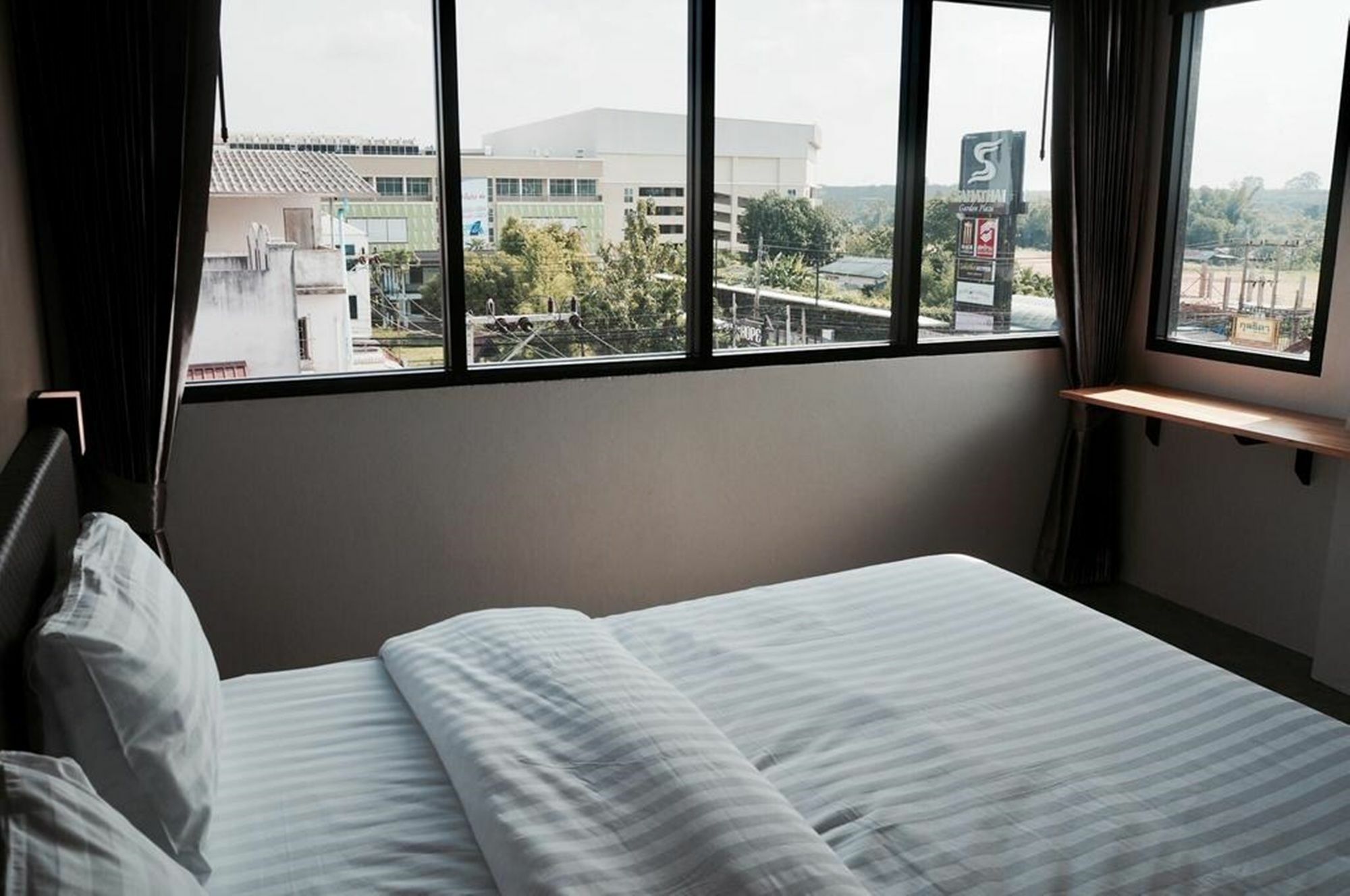 A3 Living Apartment Surat Thani Bagian luar foto