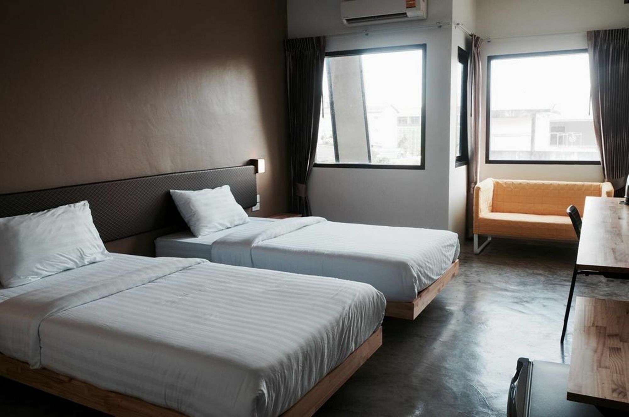 A3 Living Apartment Surat Thani Bagian luar foto